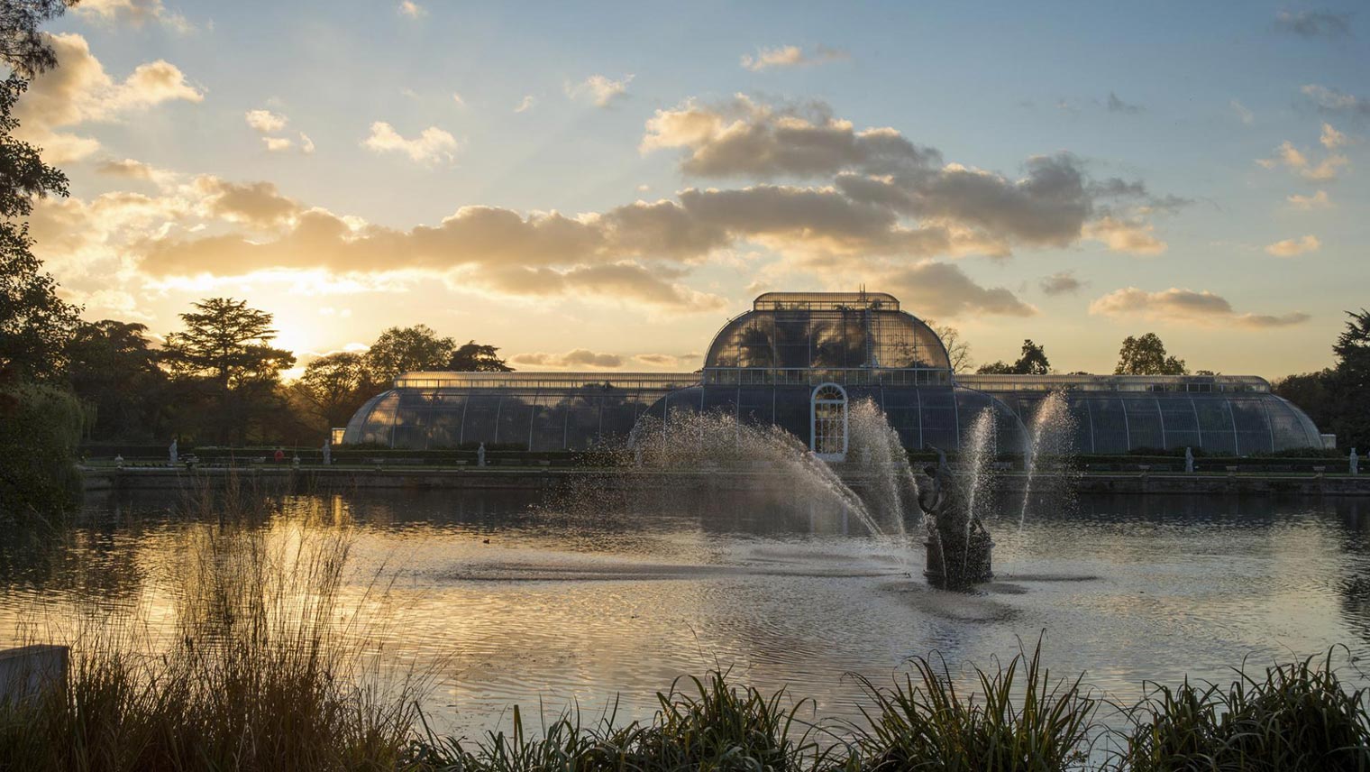 Kew gardens fountain view