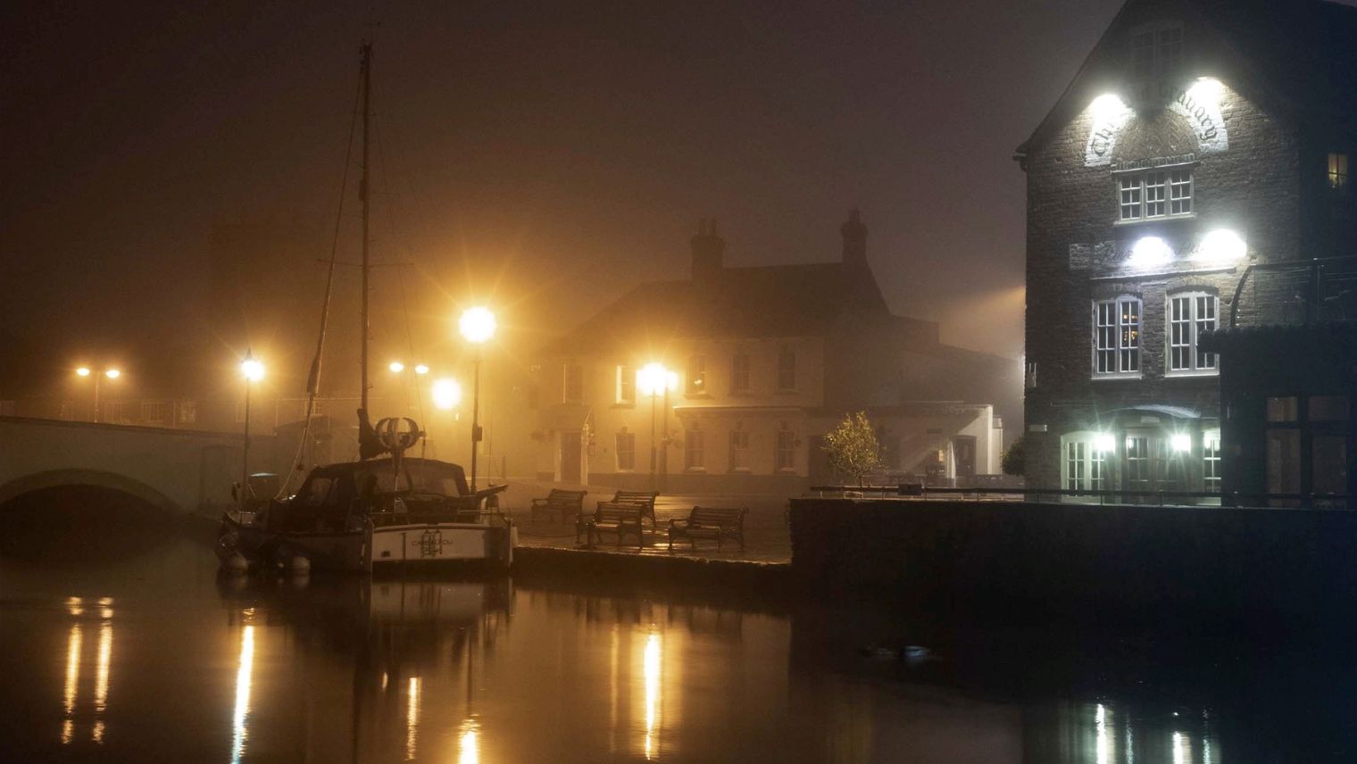 Photo at night at Wareham Harbour